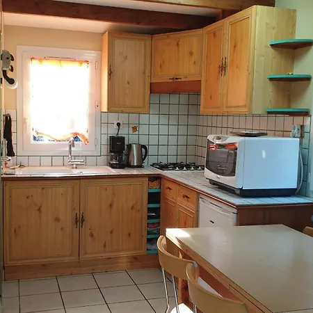 Holiday home A 10 Mn D Angers Maisonnette Independante Loire-Authion